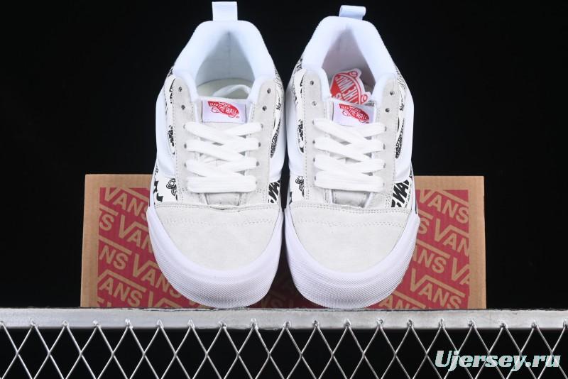 Vans Knu Skool Low-Top Retro Chunky Sneakers with Oversized Logo - VN000CS0239