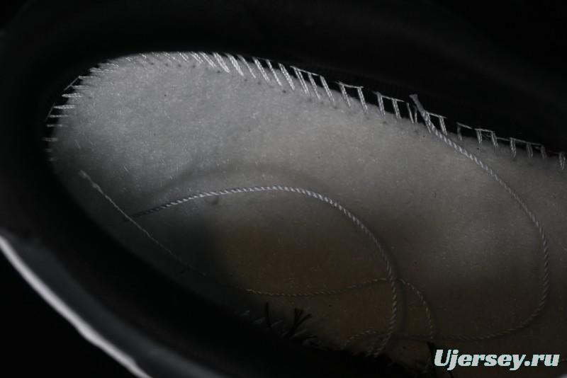 Nike Dunk Low Retro SB Skateboarding Shoes in Black & White - DJ6188-002