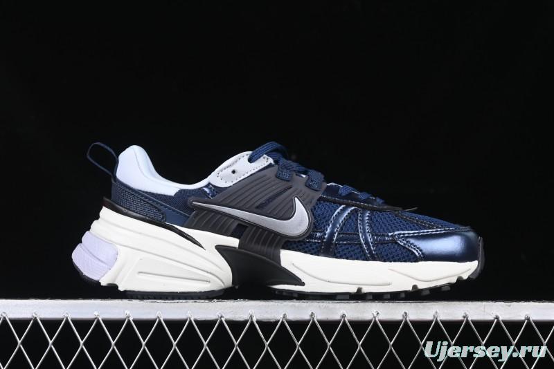 Nike Runtekk V2K Retro Low-Top Running Shoes with Cushlon Midsole and Anti-Slip Design - HJ4497-400