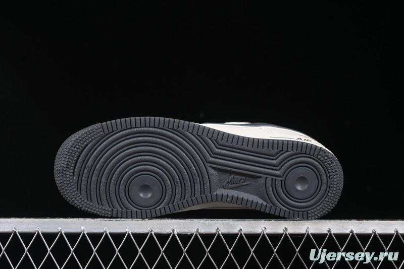 Nike Air Force 1 '07 Low Casual Sneakers in Black Pigskin - XZ6188-705