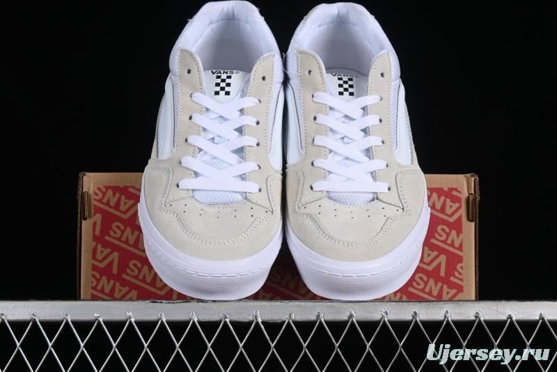 Vans Caldrone Chunky Retro Sneakers in White with Enhanced Cushioning - VN0007P9WHT