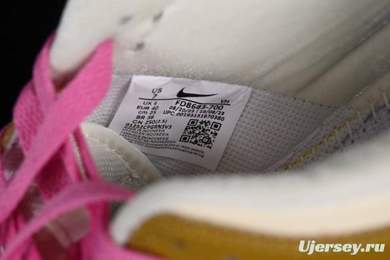 Nike Dunk Low "Just Do It" SB Low-Top Casual Skate Shoes in Coconut Milk and Pink - FD8683-700