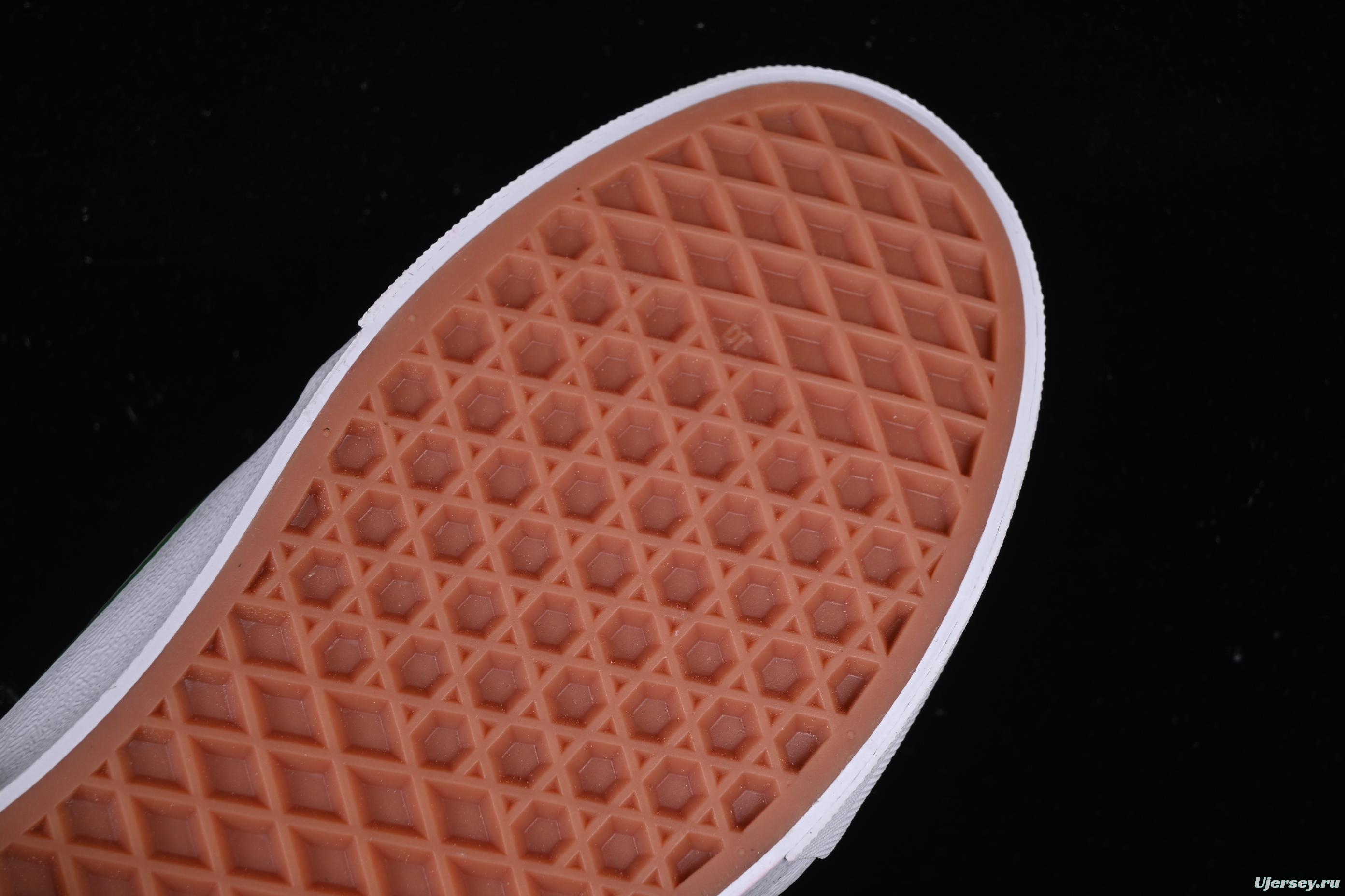 Vans Old Skool Low-Top Sneakers - Forest Green & Pink Accents