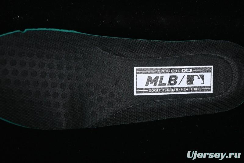 NY Yankees Black Leather Sneakers with Bold Pink Logo