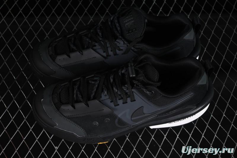 Nike Sacai Zegamadome SP Low-Top Lifestyle Sneakers with Functional Design - HQ8618-001