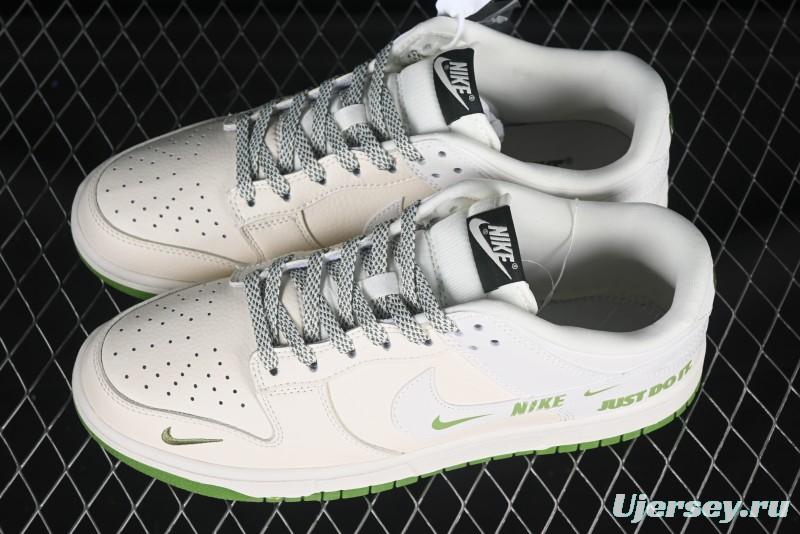 Nike Dunk Low "Just Do It" - Green/White Edition