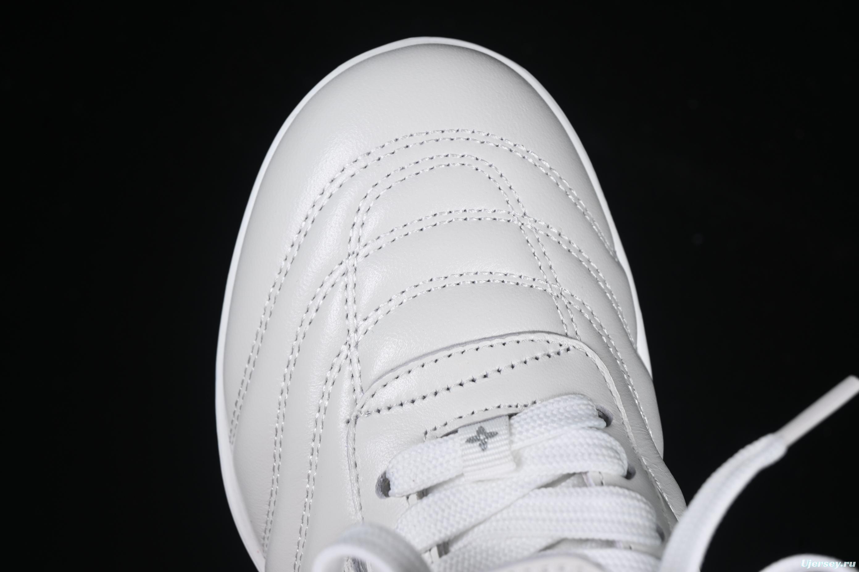 Louis Vuitton Footprint Soccer Low-Top Lifestyle Sneakers White - AJF6