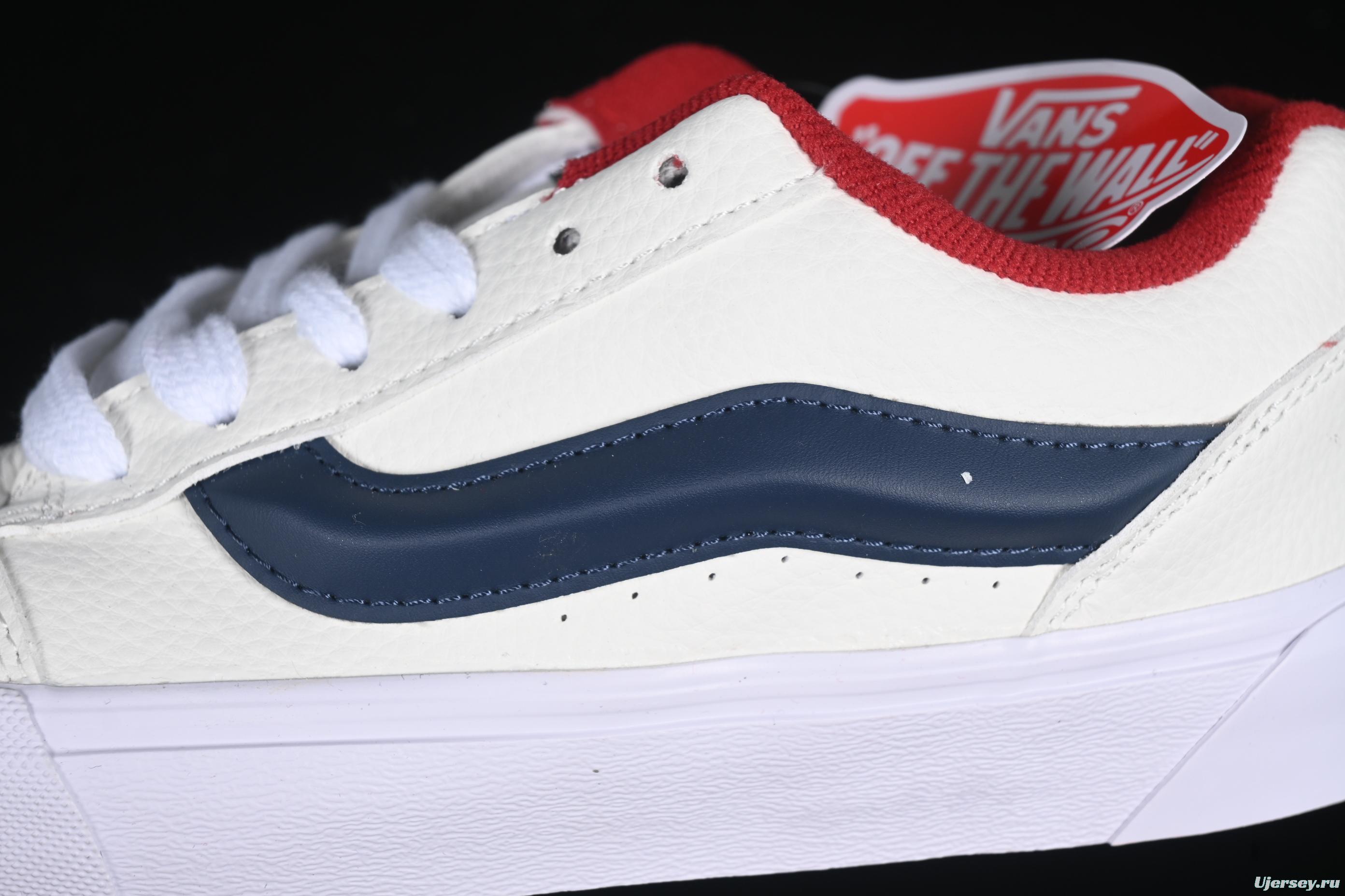 Vans Knu Skool Low Top Retro Chunky Sneakers with Oversized Logo - VN0009QC377