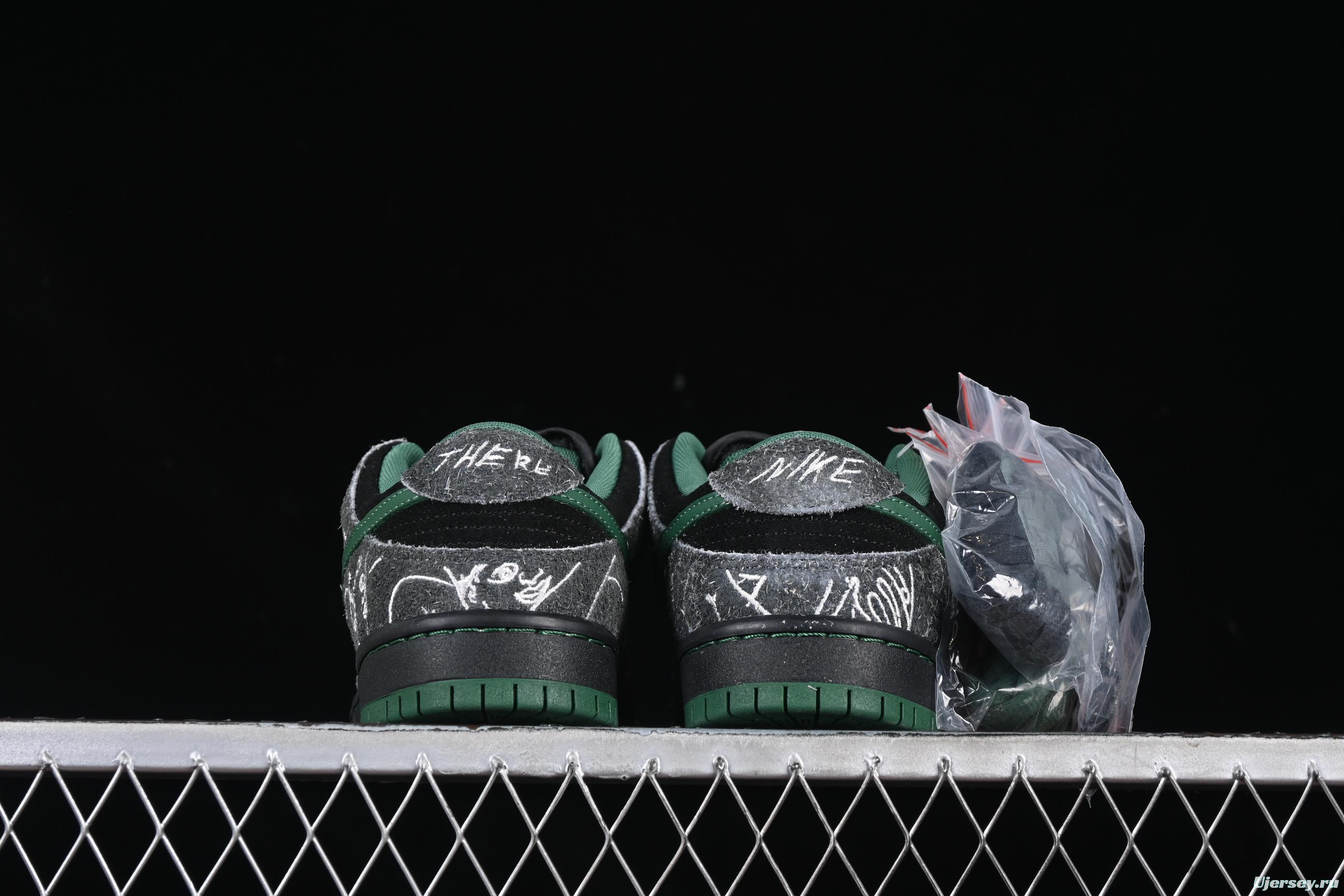 Nike There Skateboards x Nike SB Dunk Low Graffiti Art Style Collaboration SB Low-Top Casual Skate Shoes - HF7743-001