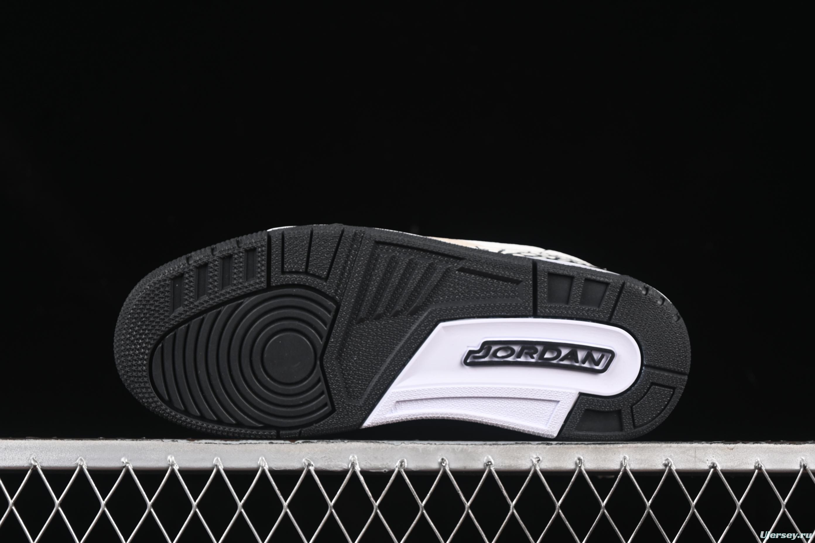 Nike Air Jordan Legacy 312 Low Basketball Shoes with Strap Design - CD9054-020