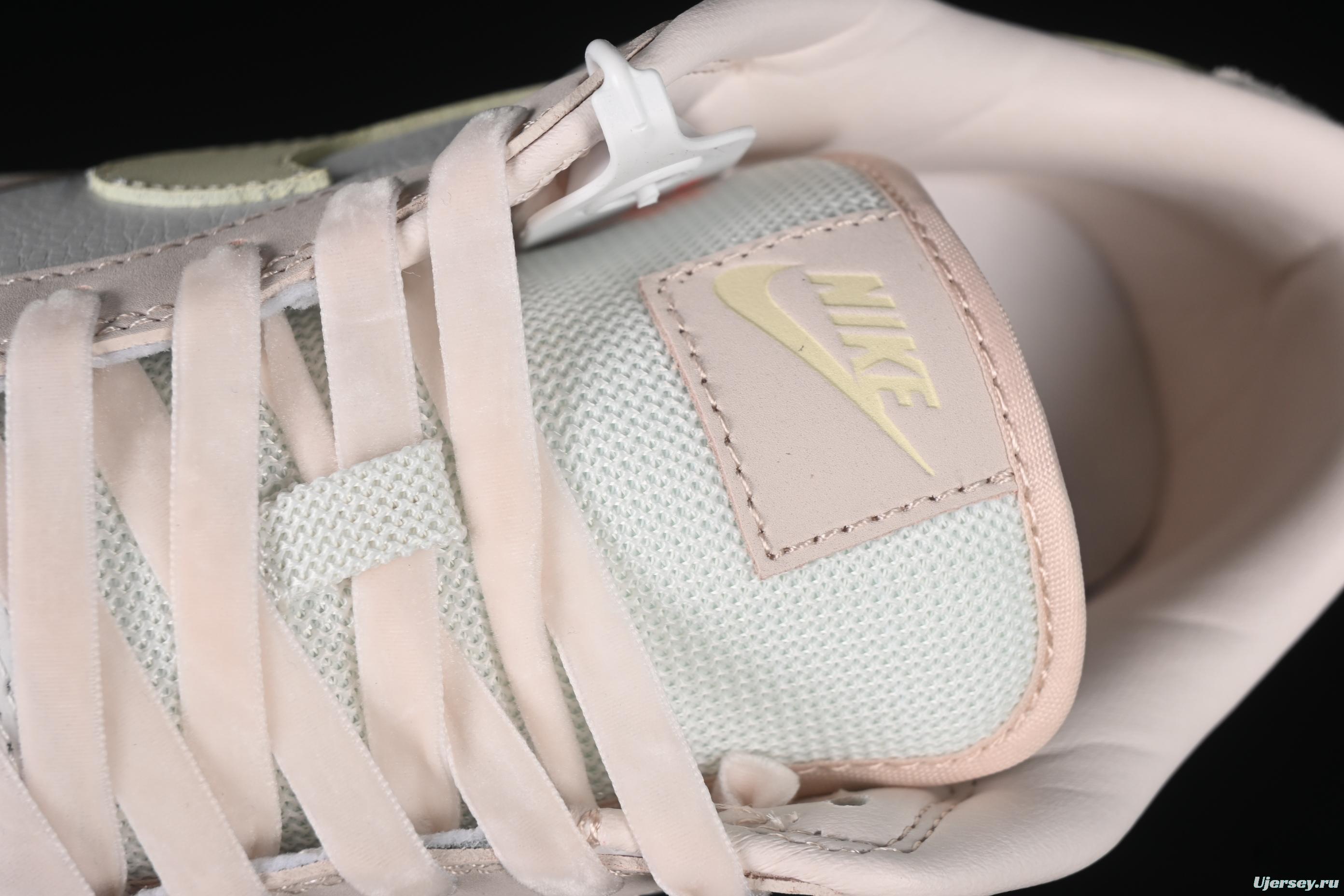 Nike SB Dunk Low White Light Pink SB Low-Top Casual Skate Shoes - FB7901-601