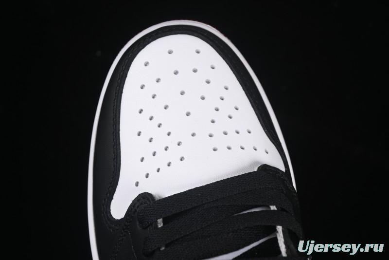 Nike Air Jordan 1 High Retro OG Basketball Shoes with Black Toe Design - 555088-125