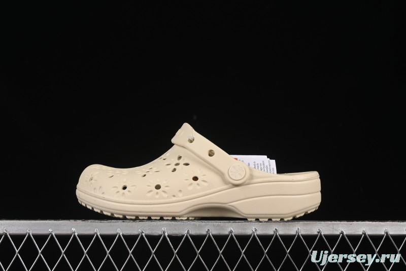 Crocs Classic Clog Two-Way Beach Sandals with Ventilation Holes - B.D4