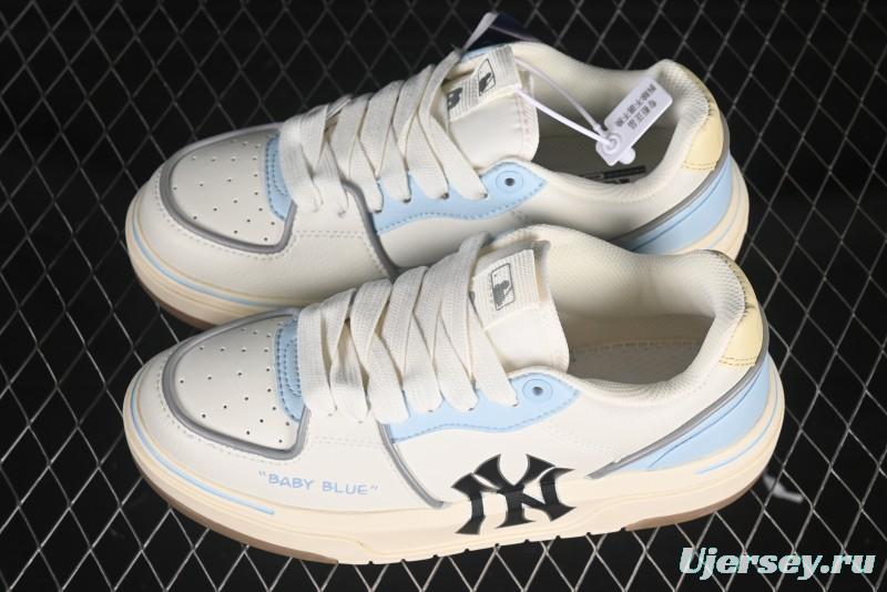 New York Yankees Chunky Liner Mid Denim Monogram Platform Sandals - 3ASXCA12N50IVS