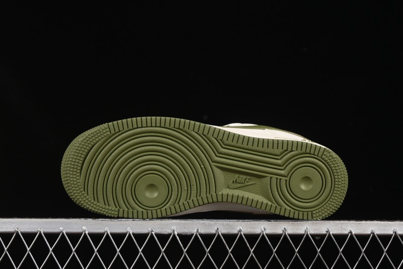 Nike Air Force 1 '07 Low Stussy Collaboration Green Swoosh Gold Embroidery Casual Sneakers - XX3168-151
