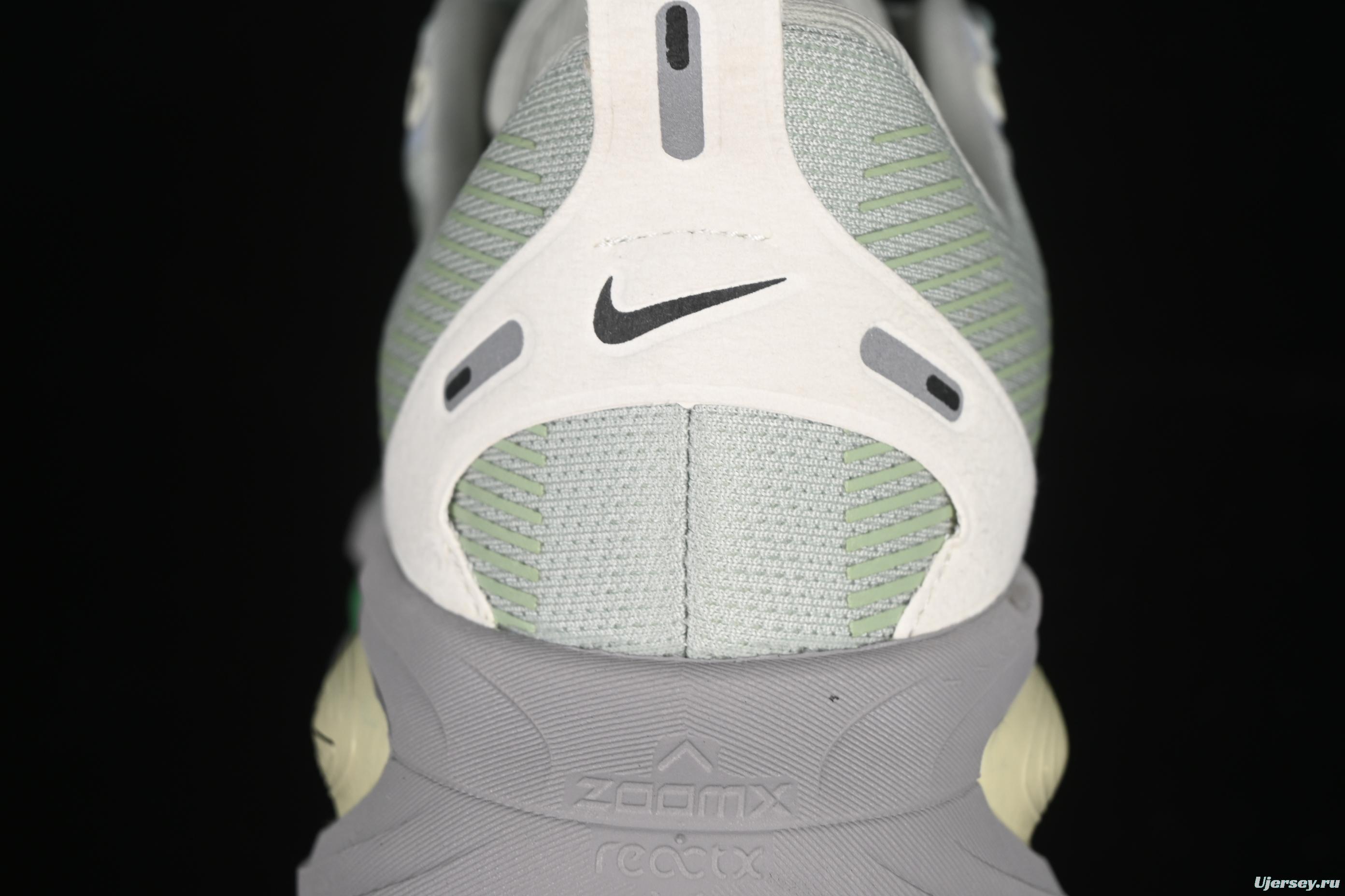 Nike Air Zoom Vomero 18 Moon Landing 18 2025 New Cushioning Casual Running Shoes with Built-in Zoom Air Unit - HM6803-002