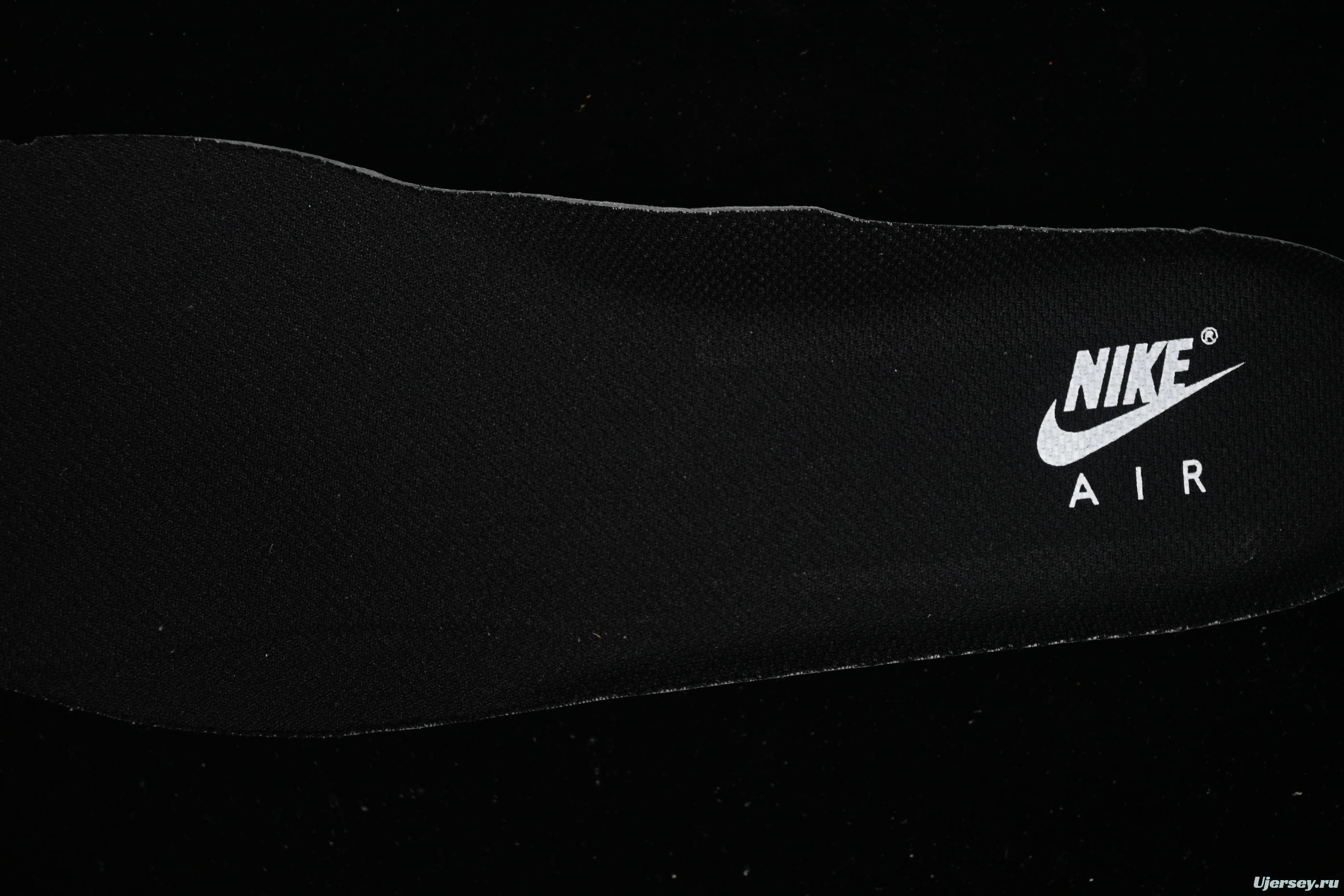 Nike Air Force 1'07 Low Casual Sneakers with Full-Length Air Cushion - HF2885-001