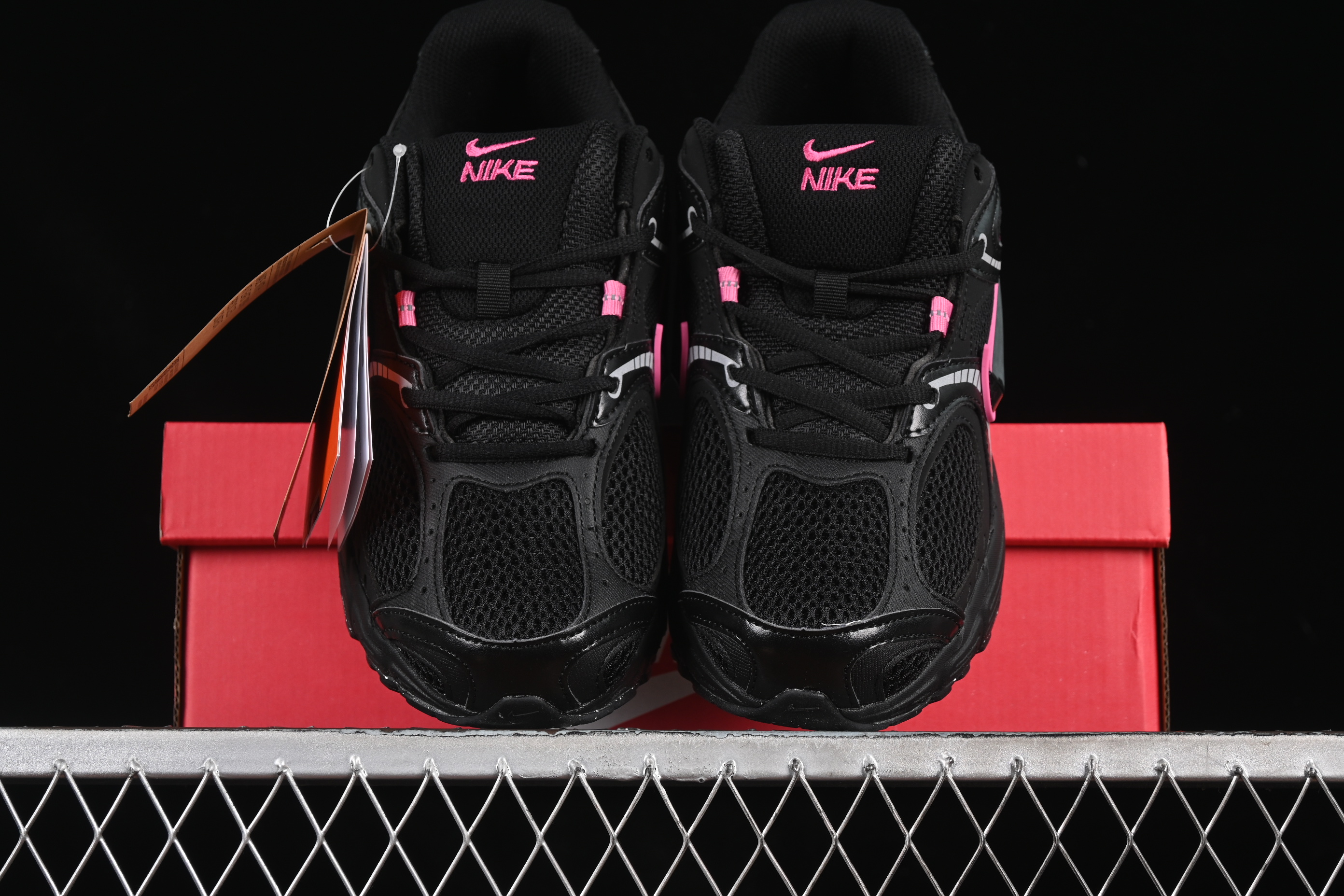 Nike V5 RNR Millennium Classic Retro Running Shoes with Foam Midsole - HJ5228-007