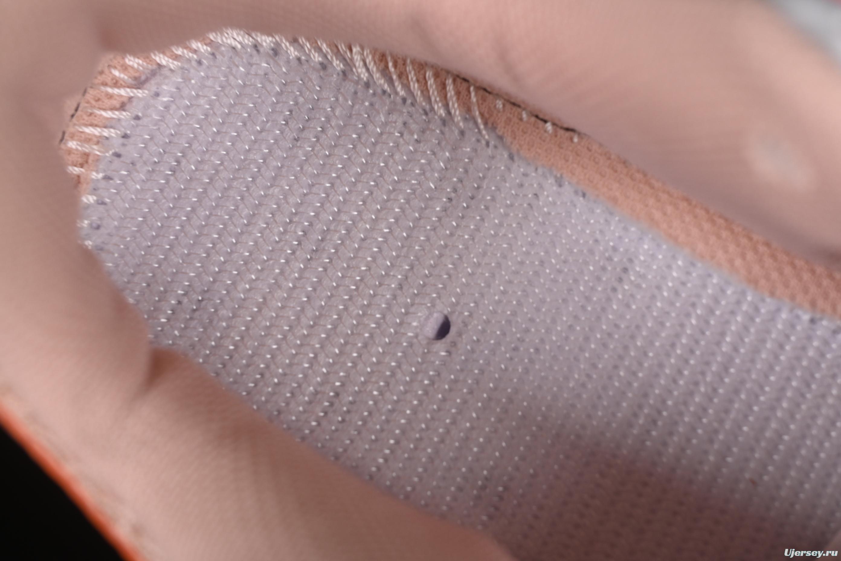 Nike V5 RNR Millennium Classic Retro Running Shoes with Foam Midsole - IF2330-600