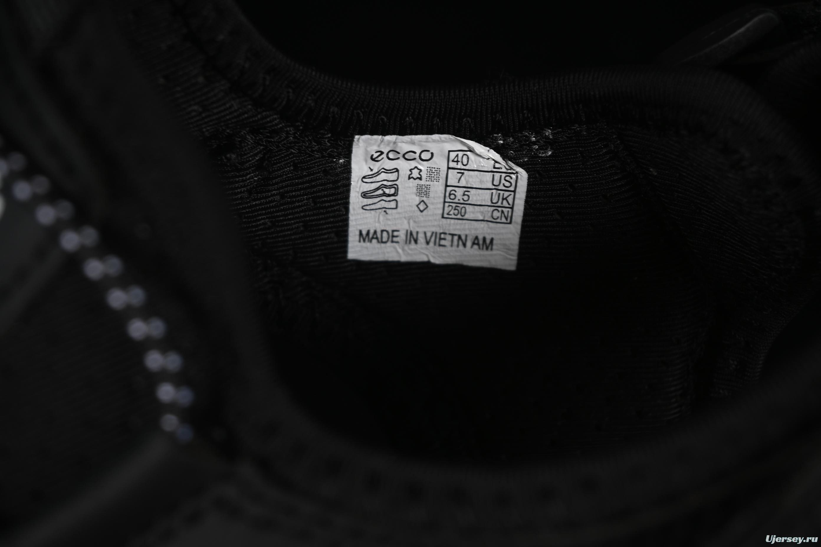 ECCO Off Trail Series Outdoor Sport Toe-Covering Leisure Sandals - 68936801001