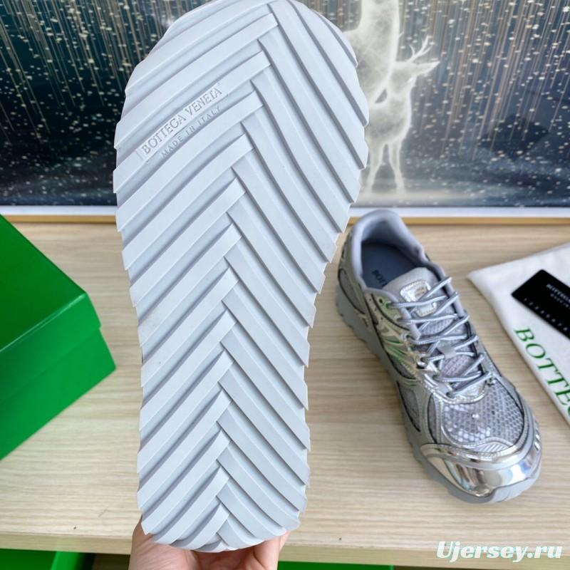 2025 Unisex Bottega Veneta Silver Grey Mesh TPU Runner Sneakers LY00310