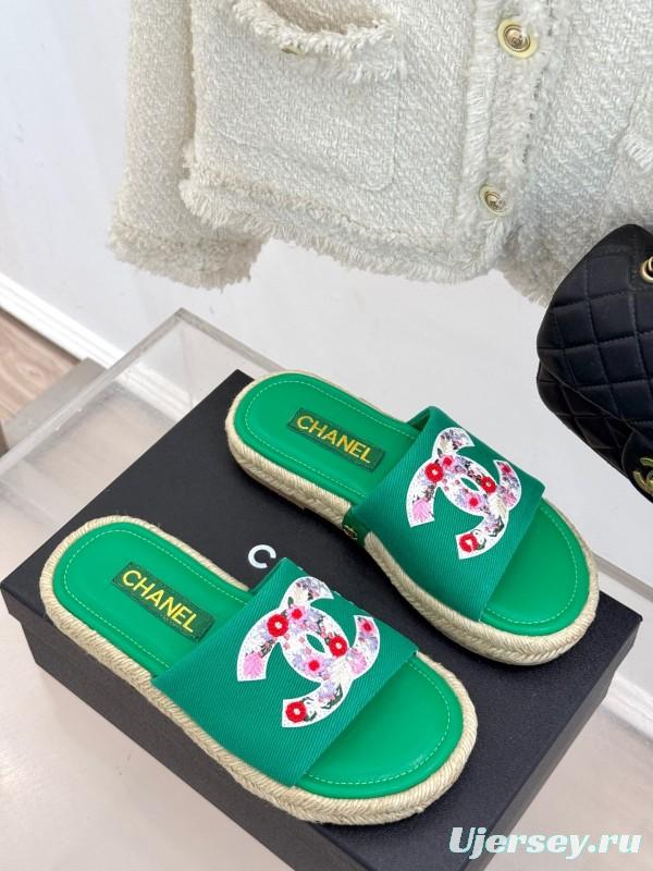 2025 Women Chanel Green Canvas Leather Slippers Embroidered KFY00230