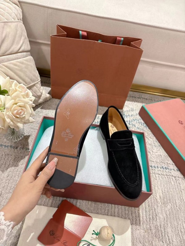 2025 Women Le Parmentier Black Suede Loafer LY00400