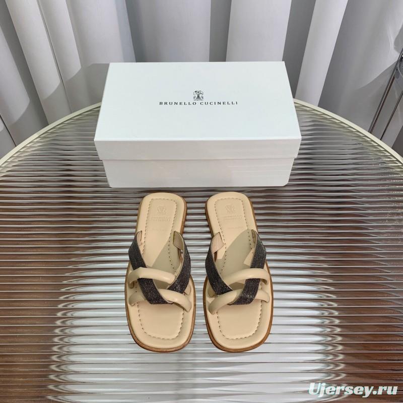 2025/Women Brunello Cucinelli Beige Leather Flat Sandals Handcrafted Chain Detail KFY00300 (F)