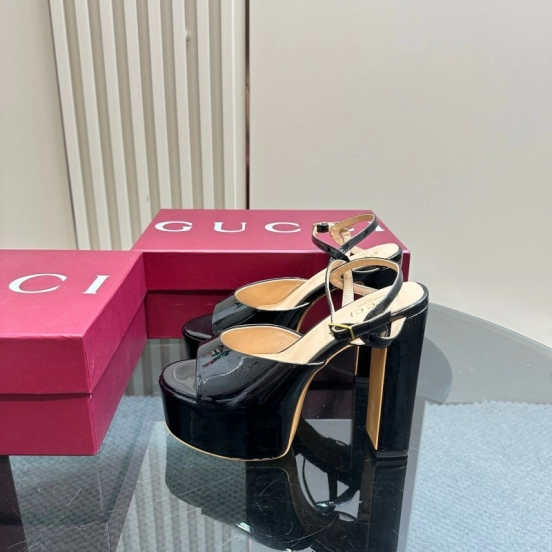 2025 Women Gucci Black Patent Leather Platform Sandals