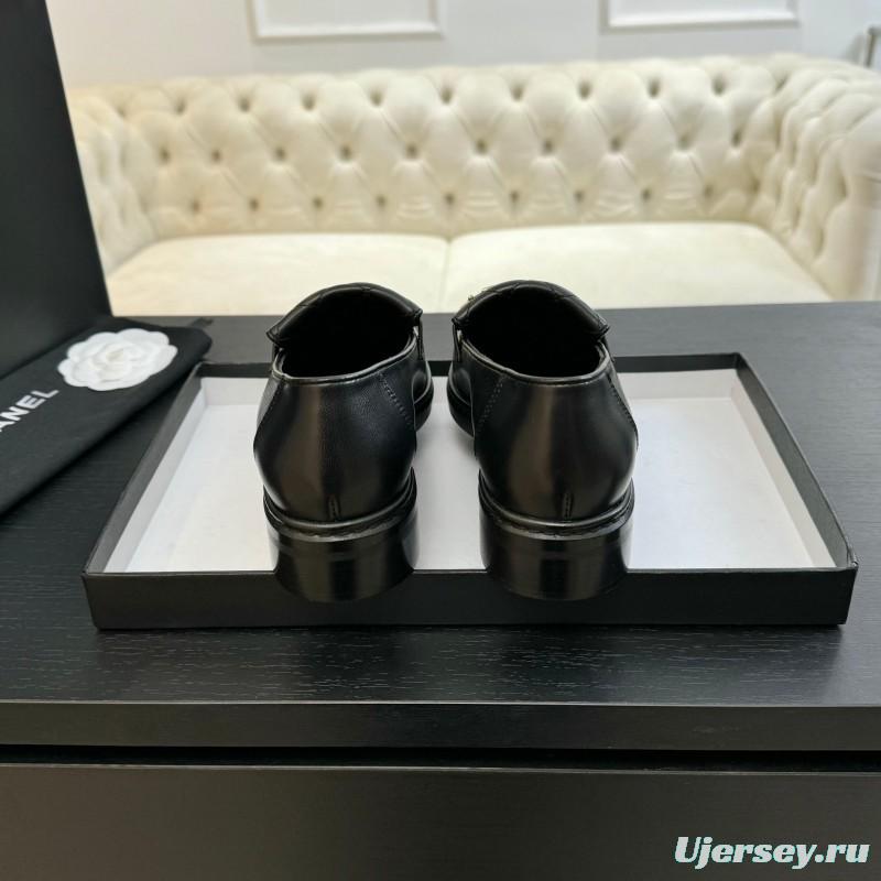 2025 Women Chanel Black Leather Loafer KFY00310