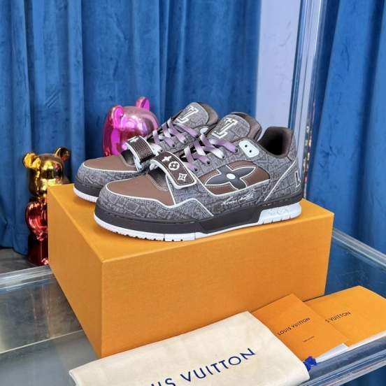 2025 Unisex Louis Vuitton Brown Grey Leather Trainer