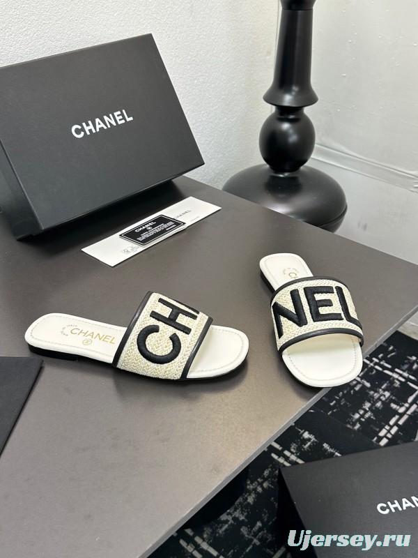 2025 Women CHANEL White Black Canvas Slippers
