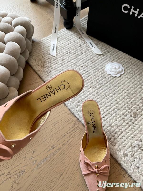 2025 Women Chanel Pink Suede Mules