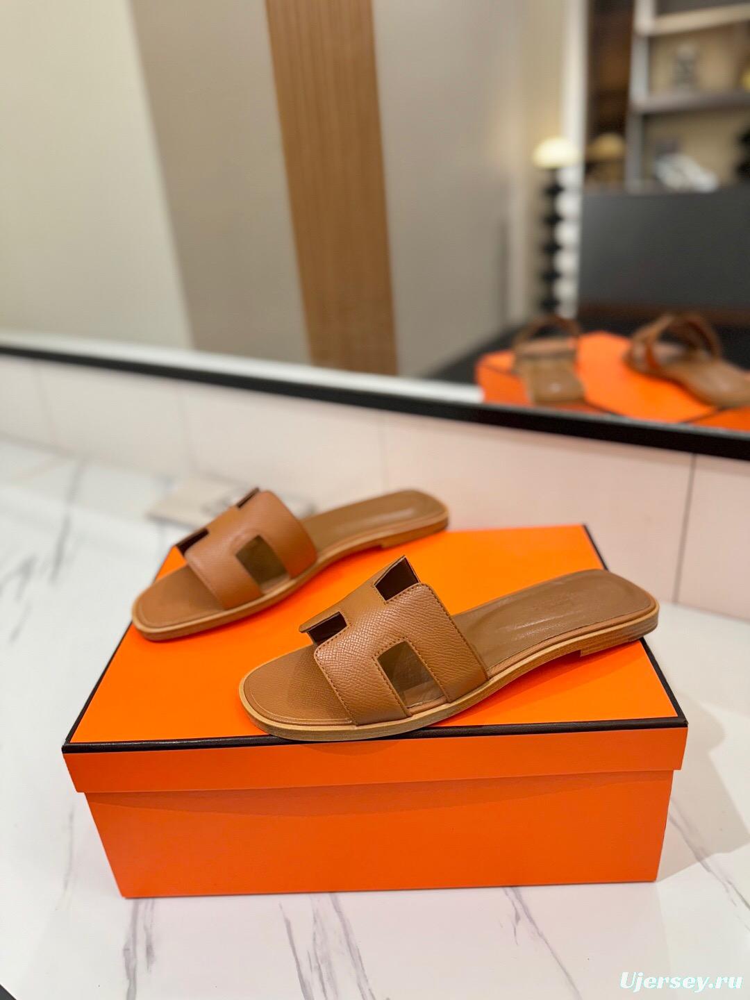 2025 Women Hermès Brown Leather Slippers