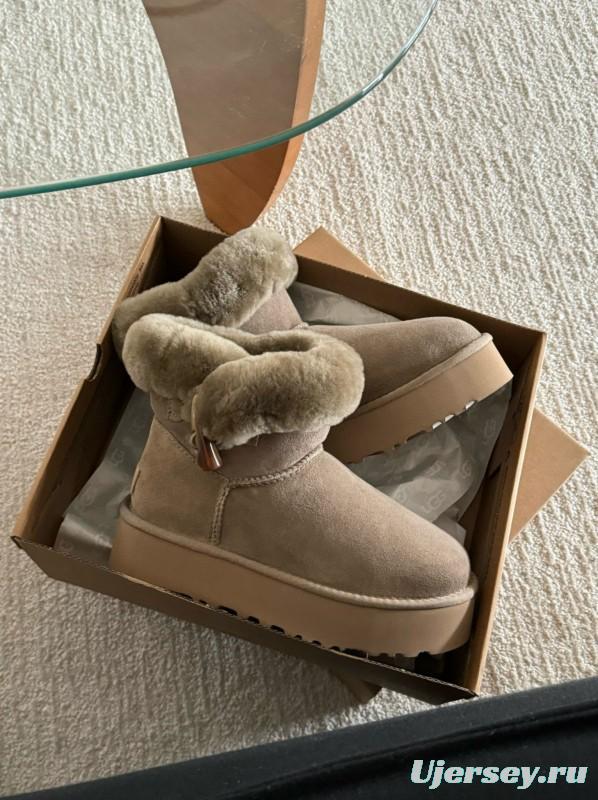 2024 Women UGG Beige Suede Shearling Ankle Boots MJ00170