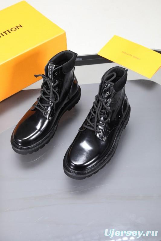 2024 Men Louis Vuitton Black Calfskin Leather Casual High-Top MJ00470