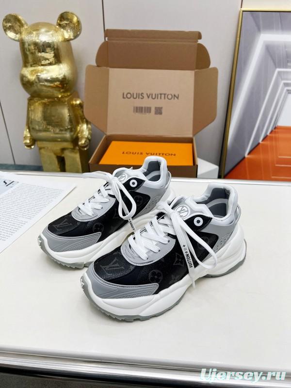 2025 Unisex Louis Vuitton Black White Leather Mesh Sneakers LY00340
