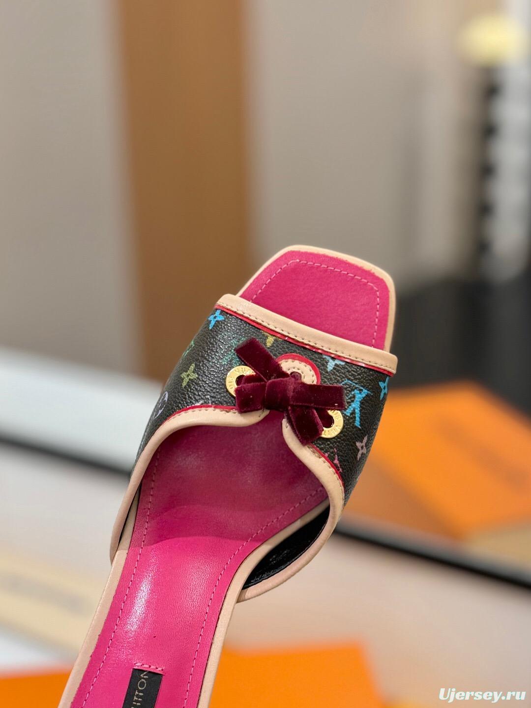 2025 Women Louis Vuitton Brown Pink Canvas Leather Sandals KFY00310