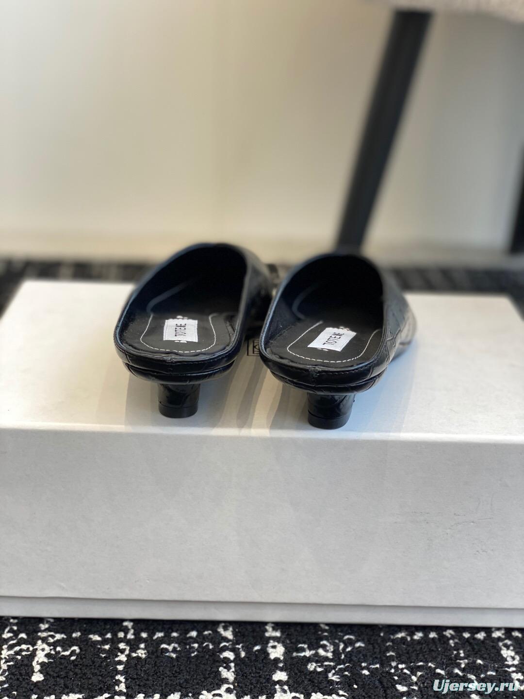 2025 Women Toteme Black Leather Mules