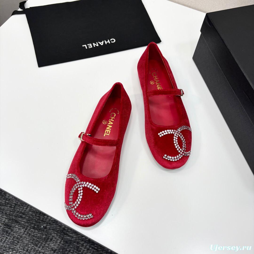 2025 Women Chanel Red Velvet Ballet Flats KFY00280