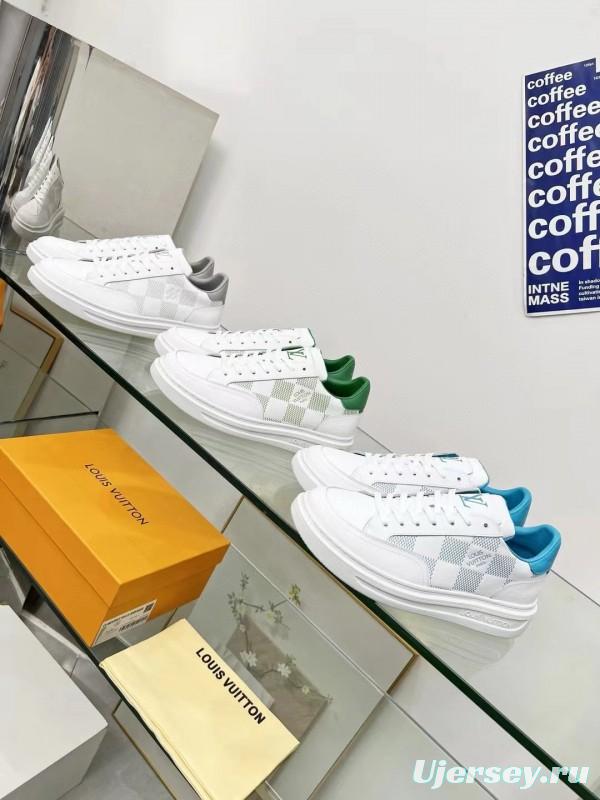 2024 Men Louis Vuitton White Grey Leather Sneakers MJ00330