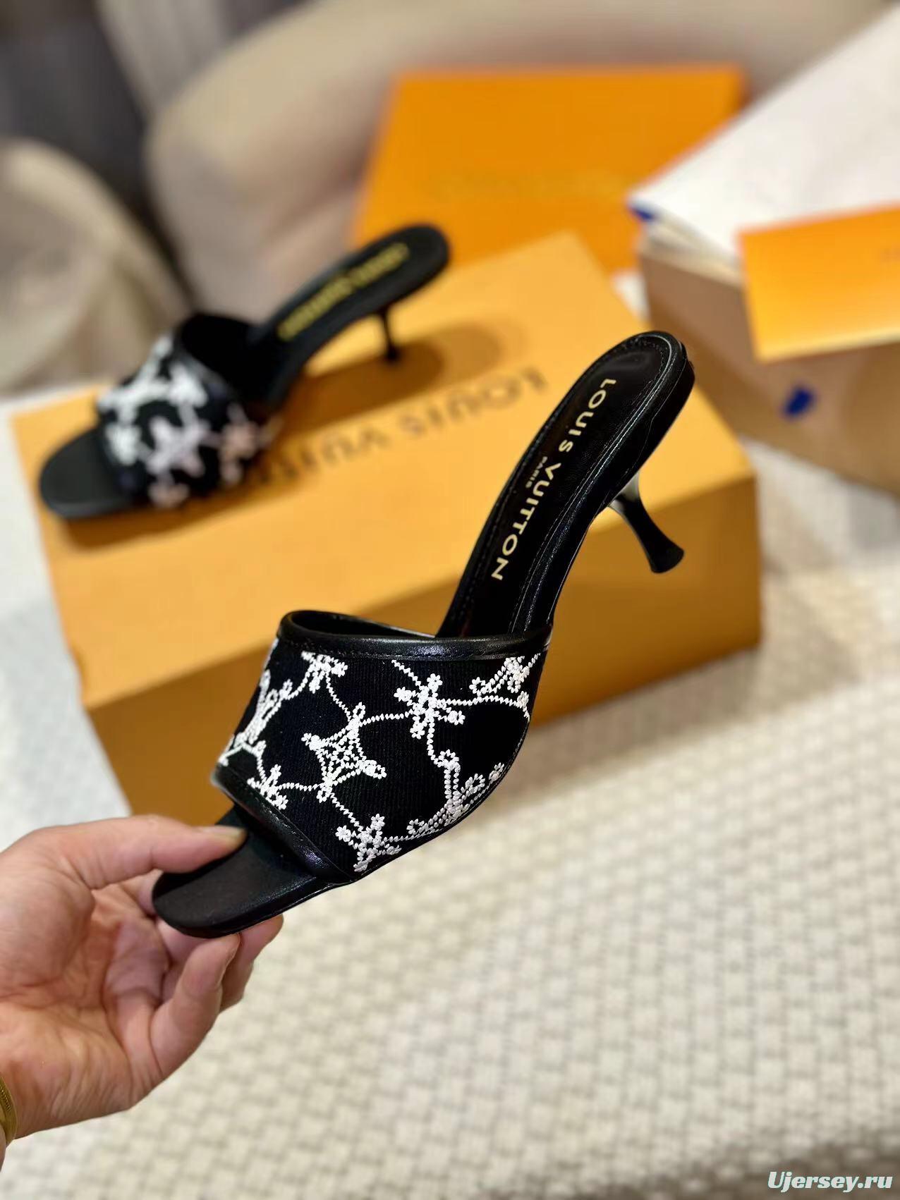 2025 Women Louis Vuitton Black White Embroidered Leather Heeled Sandals