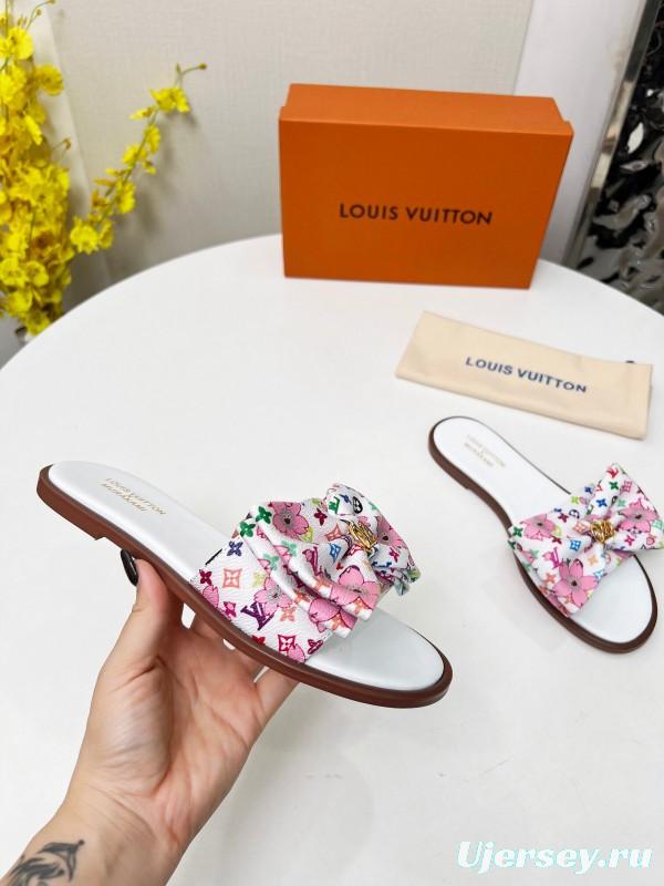 2025 Women Louis Vuitton White Pink Leather Slippers LY00190