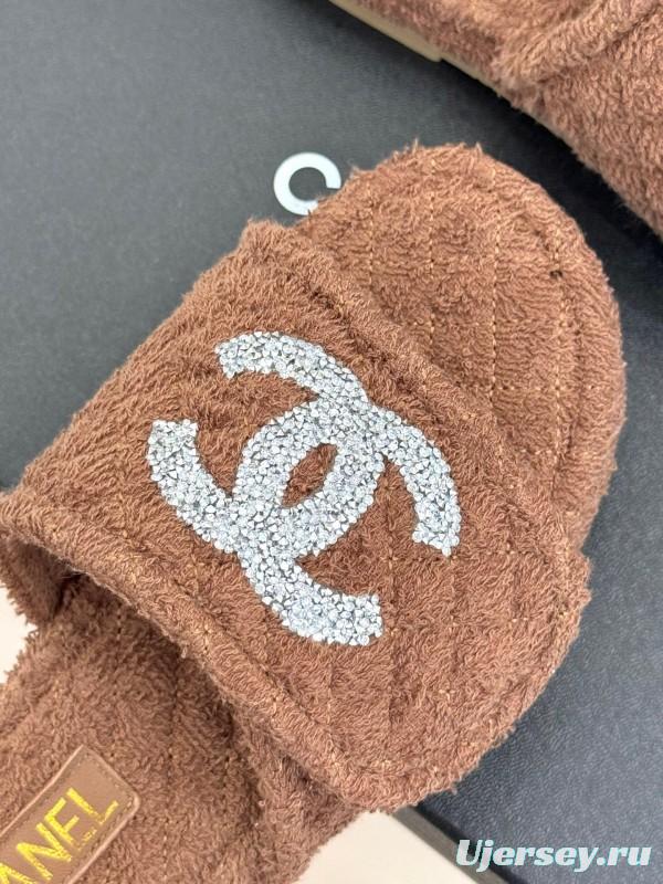 2025 CHANEL Brown Terrycloth Slippers CC Logo KFY00220