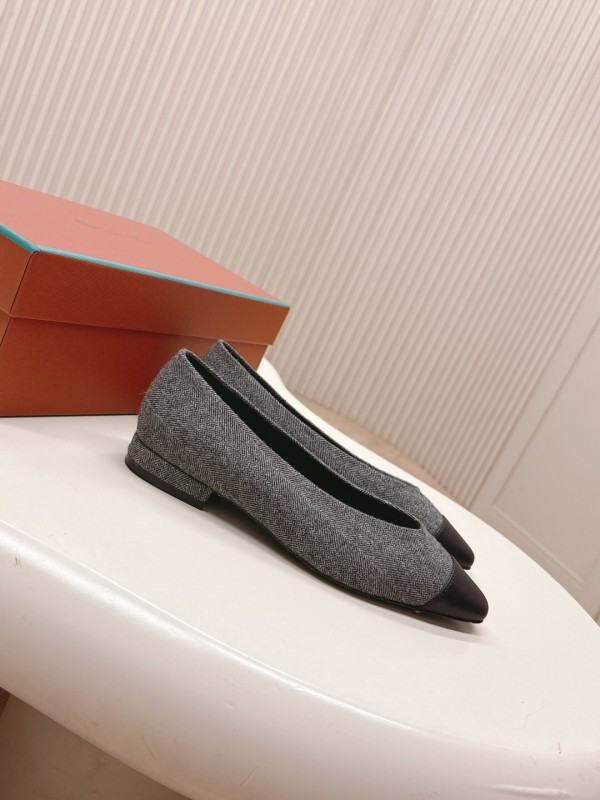 2025 Women LP Grey Black Fabric Leather Pointed Toe Loafers