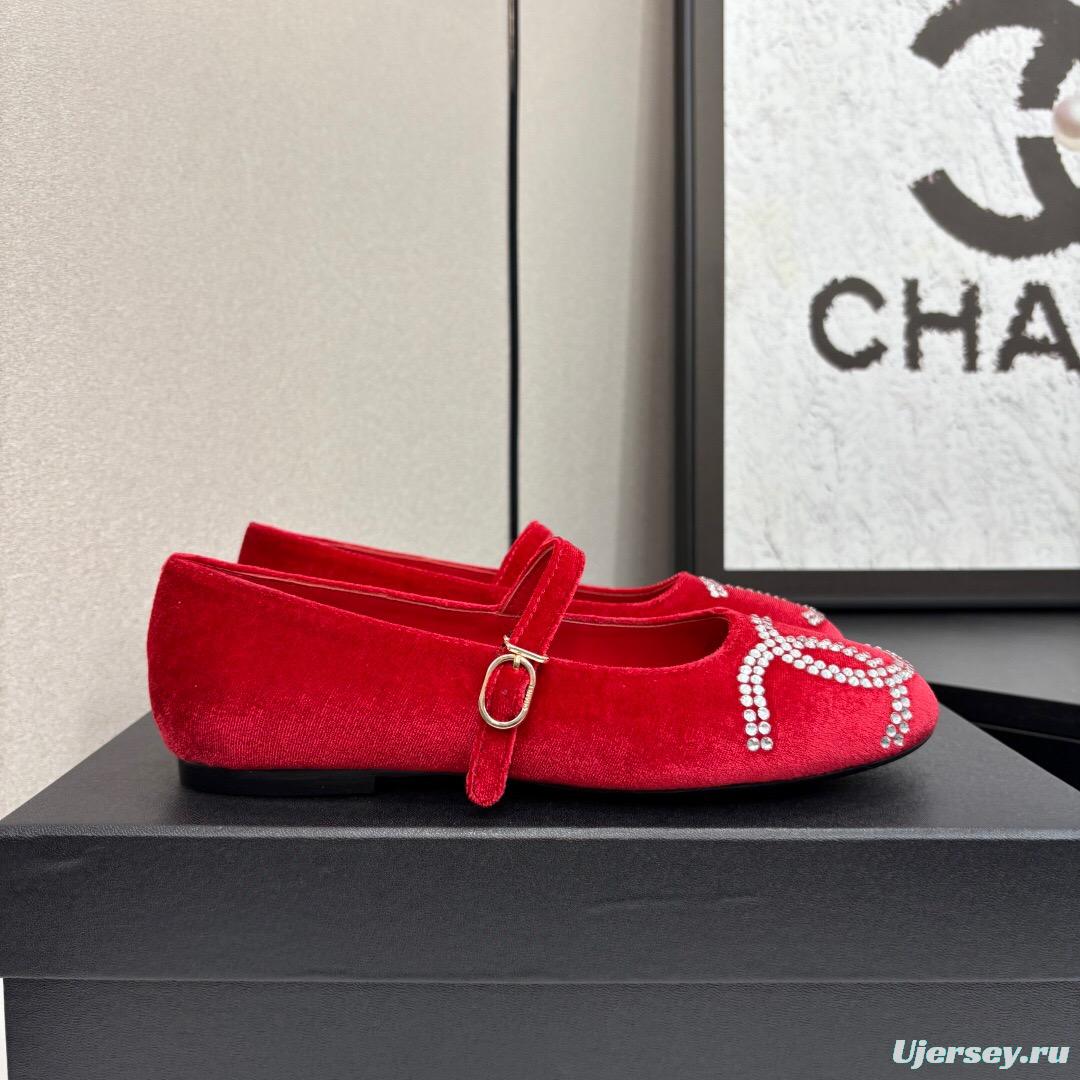 2025 Women Chanel Red Velvet Ballet Flats KFY00280