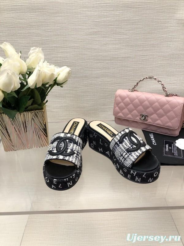 2025 Women Chanel Black White Tweed Platform Sandals LY00320