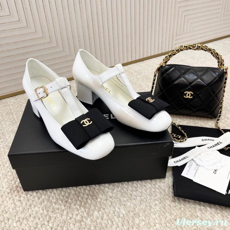 2025 Women Chanel White Black Leather Mary Jane Bow KFY00310