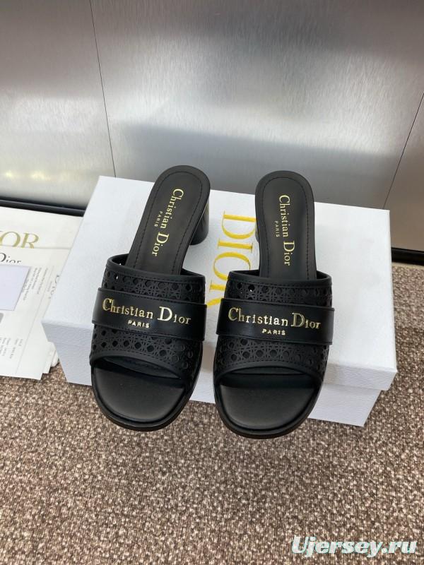2025 Women Dior Black Leather Slippers KFY00310