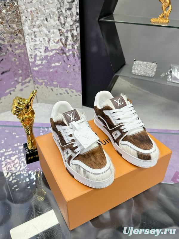 2024 Unisex Louis Vuitton Brown White Leather Calf Hair Plimsolls LV Trainer Maxi MJ00400